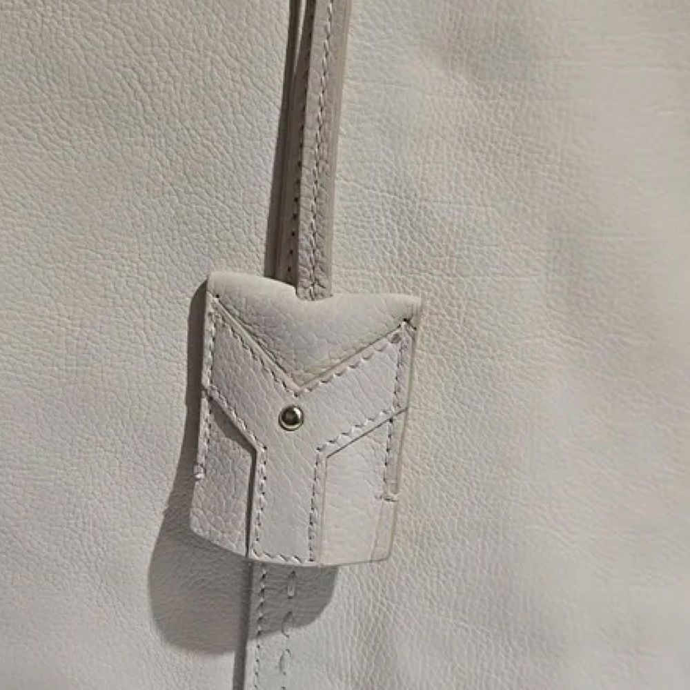 Authentic YSL Yves Saint Laurent Ivory Muse Bag - Picture 11 of 16